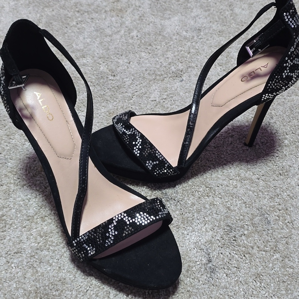 Aldo Strappy Round Toe High Heels With Gemstones - Size 8 Worn - Picture 1 of 4